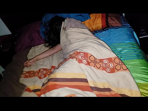 ❤️ Stepson berating sua jovem madrasta enquanto ela dorme. Porno vk em pt-br.osagoassist.ru ❌❤